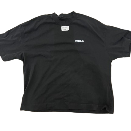 CAMISETA PRETA WRLD MEMORY